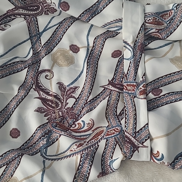 Paisley Maroon Shirt Dress H&M - Picture 8 of 8